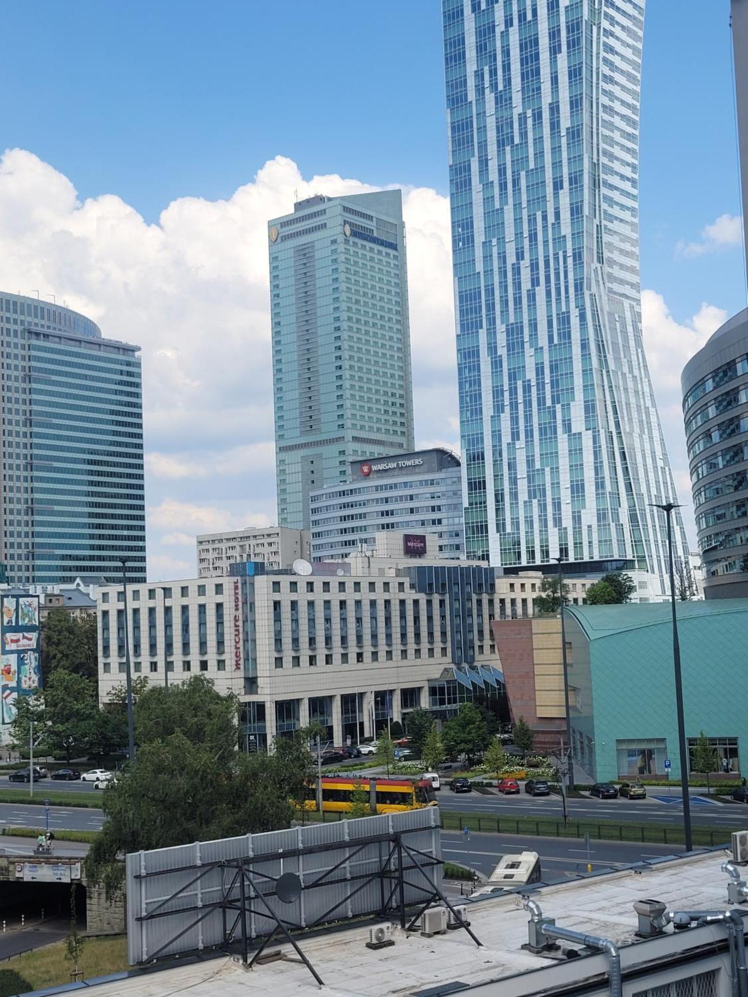 Apartament Centrum Chmielna ワルシャワ エクステリア 写真